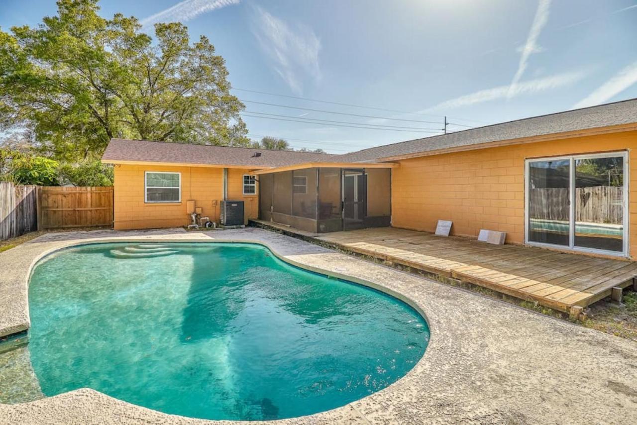 Large Groups Up To 12 Guests In Ground Pool Villa Tampa Buitenkant foto